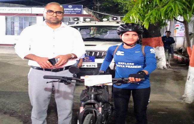 11 हजार किमी की दूरी तय कर चुकी हैं आशा.