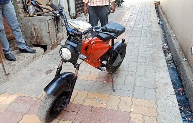 जुगाड़ वाली ई-बाइक