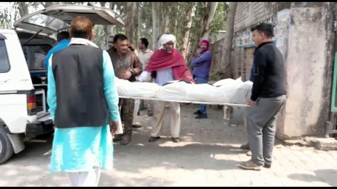 अवैध संबंधो के चलते शख्स की पीट-पीटकर हत्या