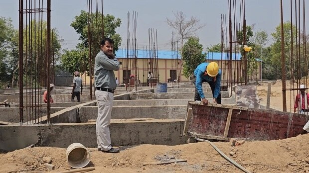 अल्ट्रा फिश मार्केट का निर्माण