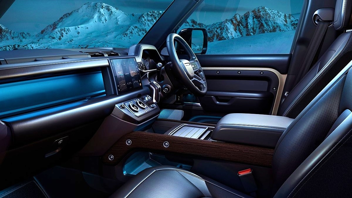 Land Rover Defender 130 