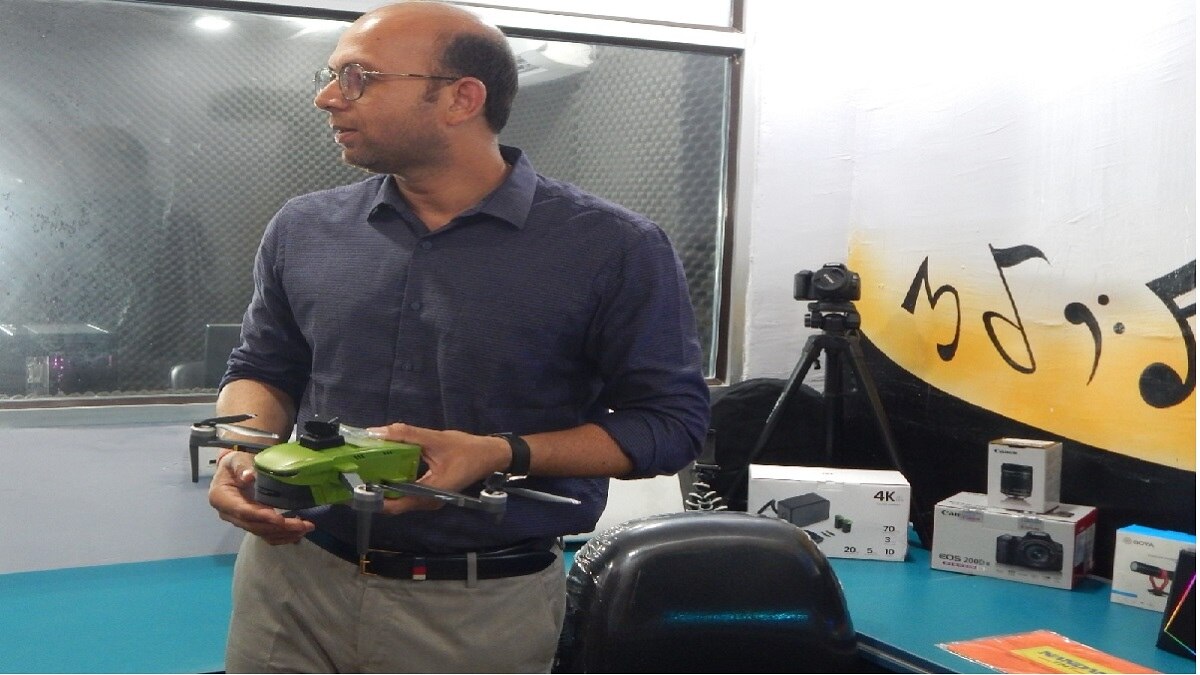 कलेक्टर डॉ सर्वेश्वर नरेन्द्र भुरे