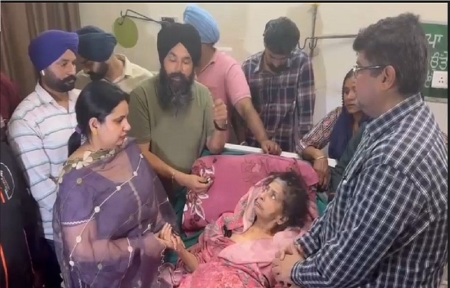 आशा वर्मा को अस्पताल में कराया गया है भर्ती.