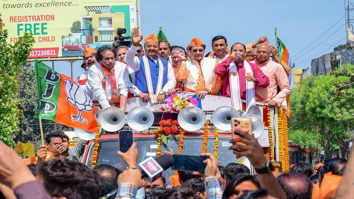 नामांकन के दौरान अरुण गोविल- फोटो PTI