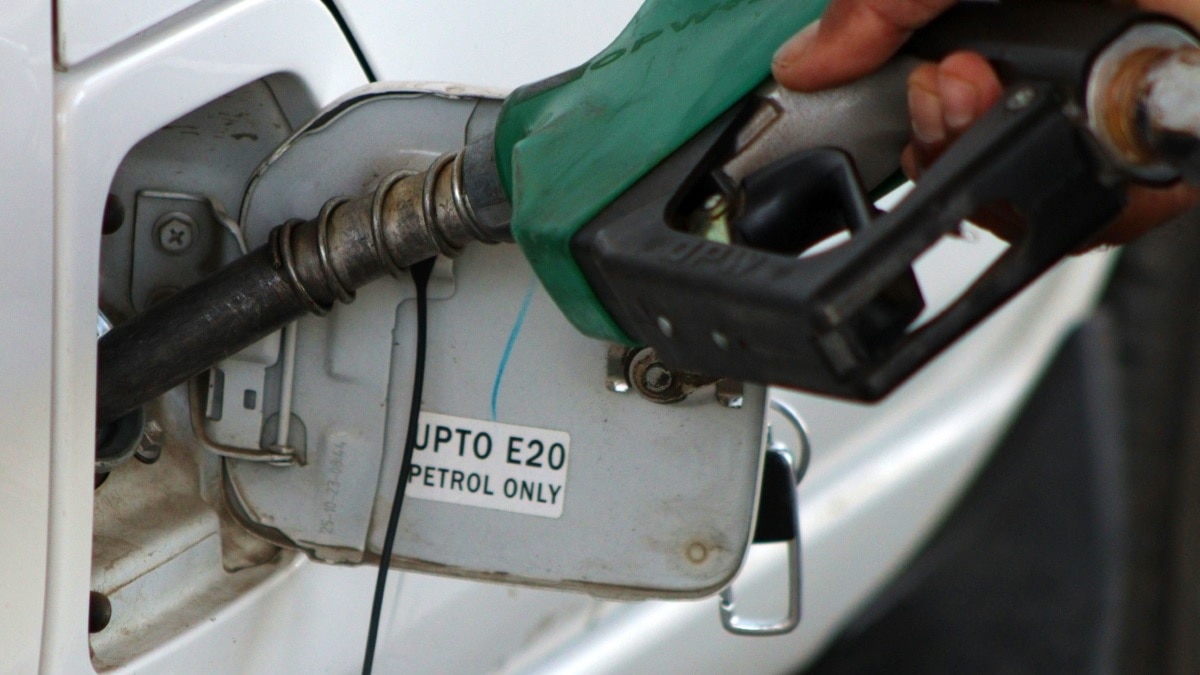 How to Identify E20 Fuel Car