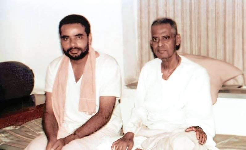 modi with Lakshmanrao Inamdar