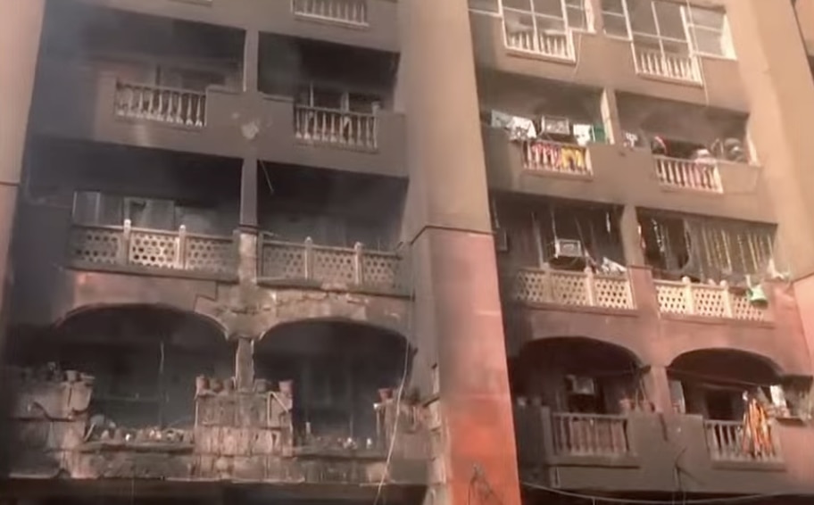 delhi fire