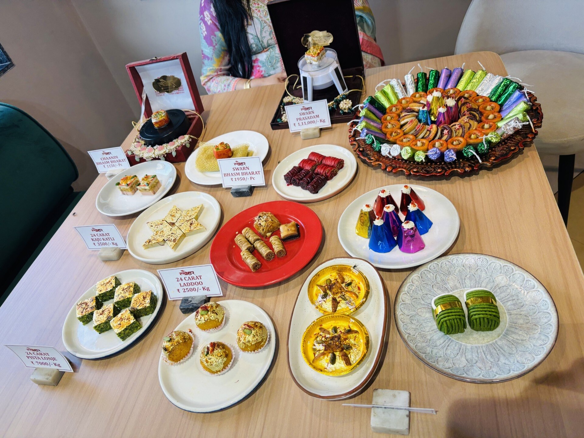 चर्चा में जयपुर का स्वर्ण प्रसादम