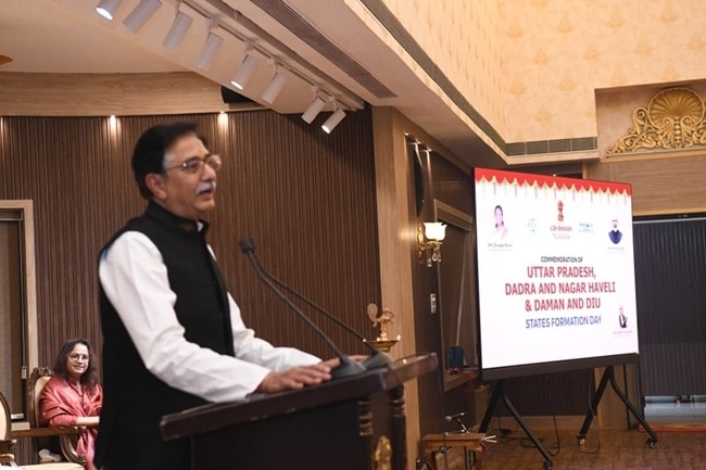 कार्यक्रम में उत्तर प्रदेश सरकार के प्रतिनिधि के रूप में शामिल हुए सांसद अनुराग शर्मा