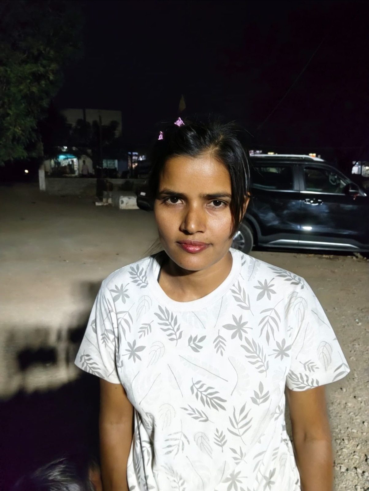 युवक से 1 लाख रुपए की मांग की गई.