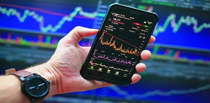 The surge in mobile trading also coincides with the record addition of new investors in the stock market The surge in mobile trading also coincides with the record addition of new investors in the stock market