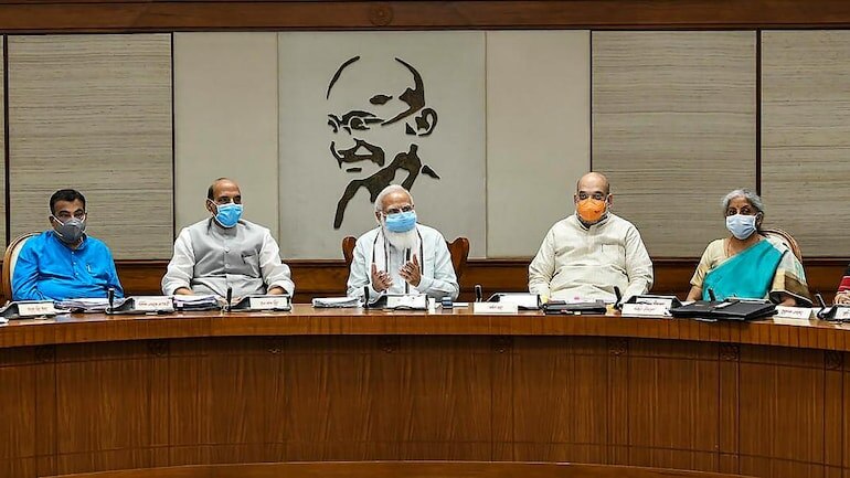 Projects of capacity of 1000 MW and more, and catering power to more than one state, should be considered as a mega project. Projects which cater power to a single state, irrespective of size, would not come under this category, the Ministry of Power had 