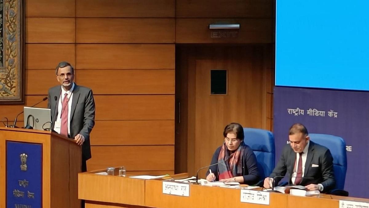 Chief Economic Advisor V Anantha Nageswaran gives  presentation on Economic Survey 2022-23 in New Delhi
