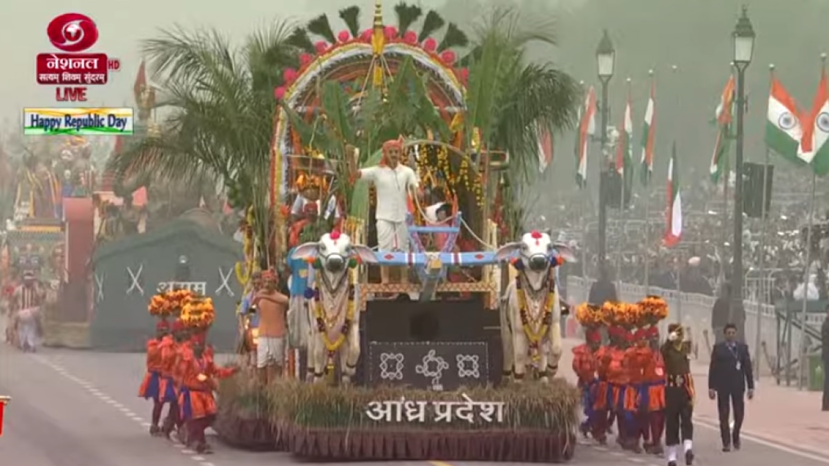 Tableaux of states like Andhra Pradesh, Assam, Uttarakhand, Gujarat, Ladakh, Arunachal Pradesh, and others were also displayed.