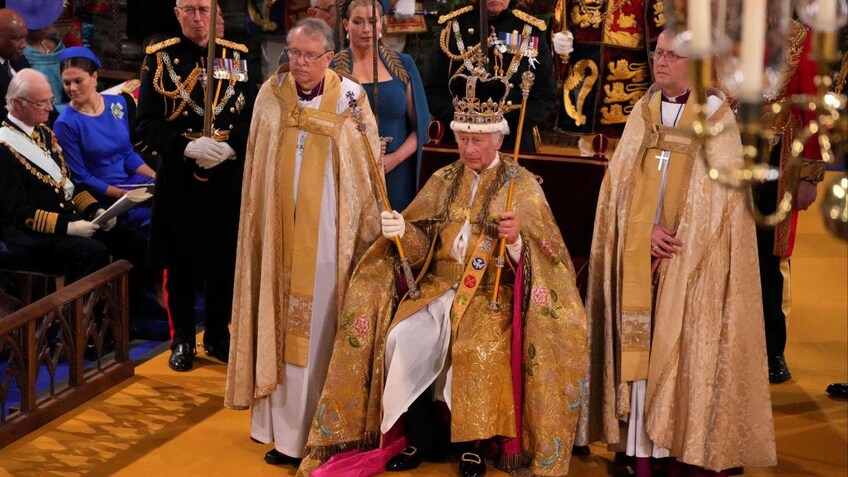 King Charles Coronation Live Updates: King, queen begin coronation procession after being crowned King Charles Coronation Live Updates: King, queen begin coronation procession after being crowned