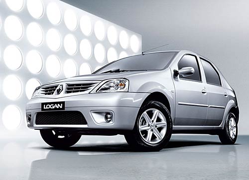 Toyota Etios gives competitors a hard time