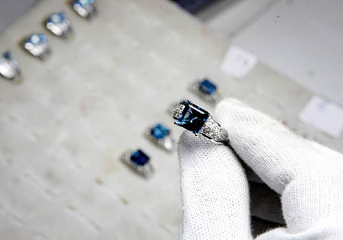 Emerald: From mines to market