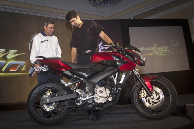 Bajaj Auto unveils Pulsar 200NS