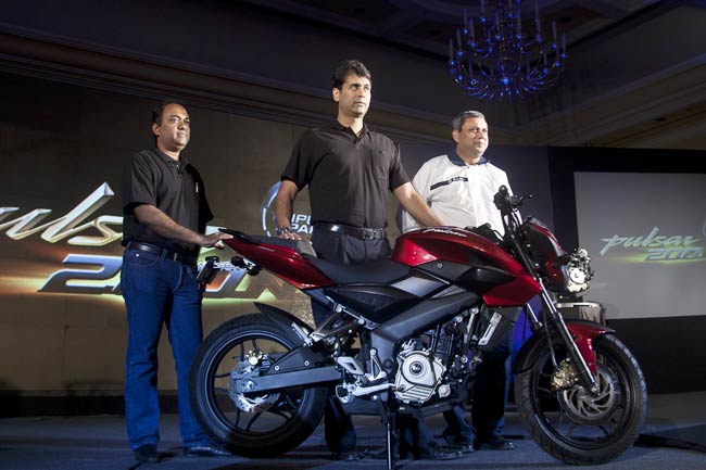 Bajaj Auto unveils Pulsar 200NS