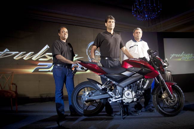 Bajaj Auto unveils Pulsar 200NS