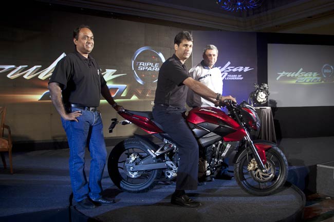 Bajaj Auto unveils Pulsar 200NS