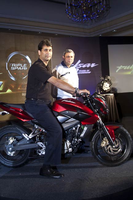 Bajaj Auto unveils Pulsar 200NS