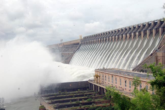 Telangana issue has been simmering in AP Telangana issue has been simmering in AP