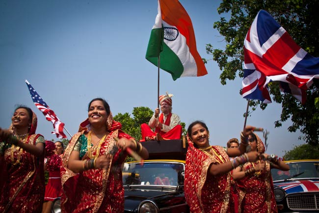 Branson re-launches Virgin's Mumbai-London flights in style