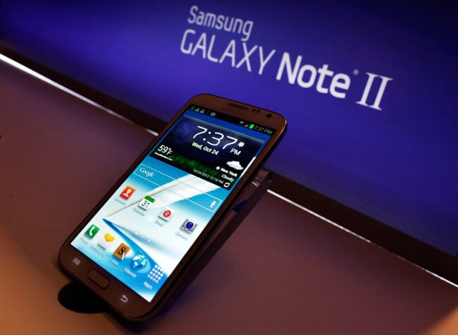 Samsung Galaxy Note 2 from close quarters