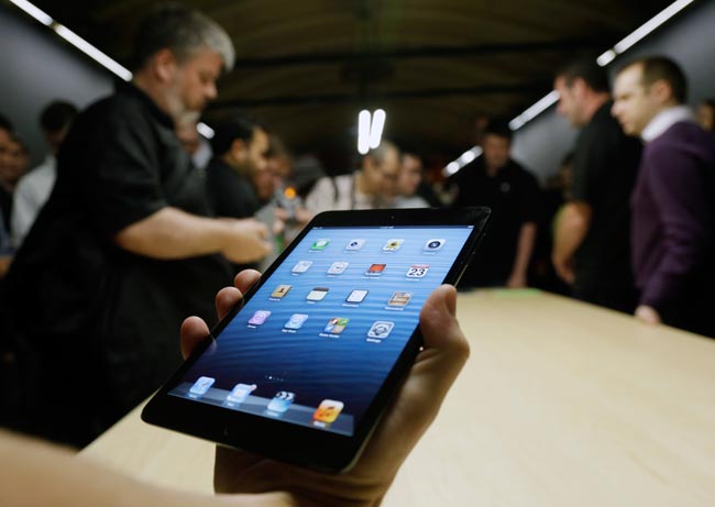 Apple's mini iPad has the world go ga-ga