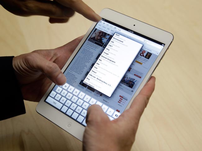 Apple's mini iPad has the world go ga-ga