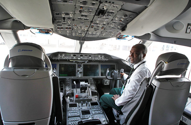 Ethiopian Airlines first to resume Dreamliner flights