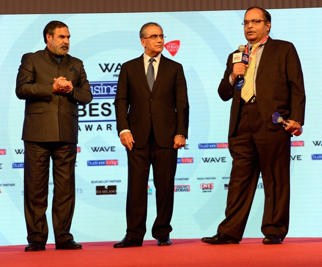 CEO awards, issue release and more