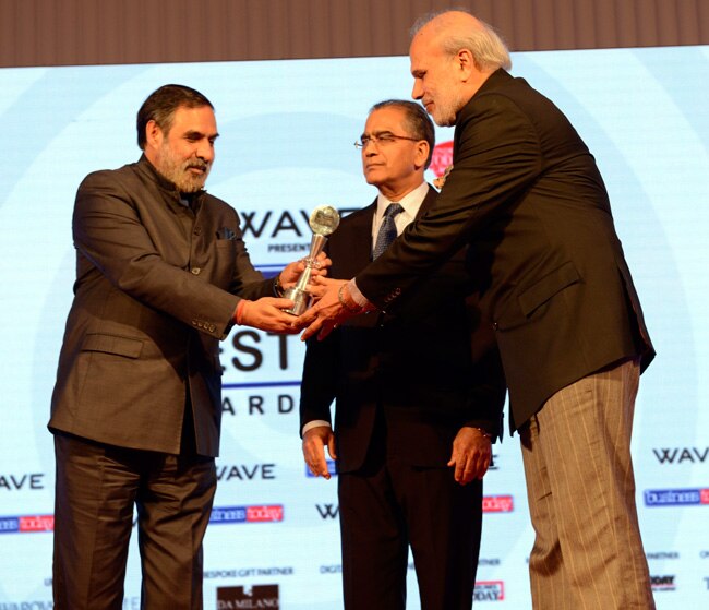 CEO awards, issue release and more