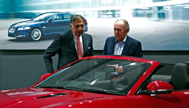 Celebrities, corporate leaders at Auto Expo 2014