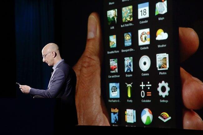 Amazon launches 3D, shopping-ready Fire smartphone