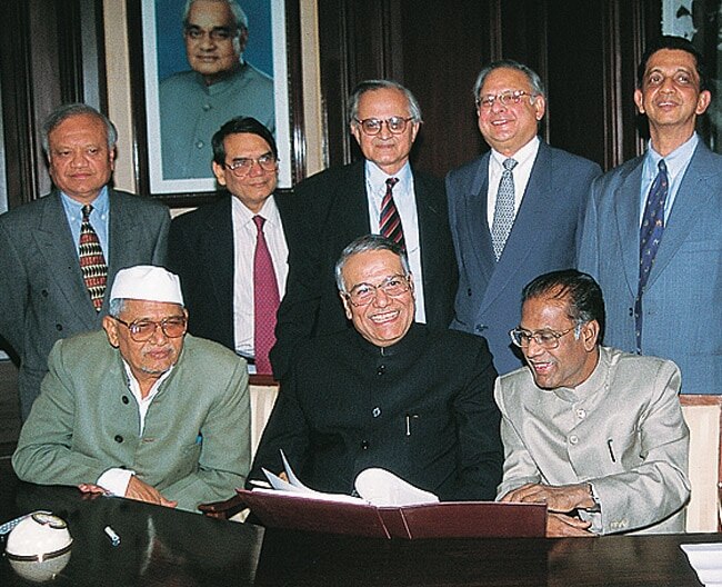 10 Budgets that changed India