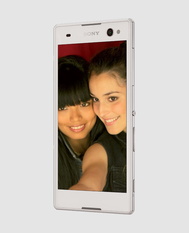 Smartphones with best selfie cameras 