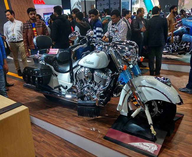 Auto Expo 2016: Moto Guzzi, Mahindra XUV Aero concept car and more 