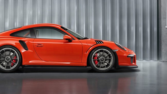 Porsche unveils 911 GT3 RS in India 