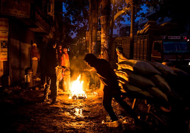Khari Baoli labourers in despair after note ban hits income