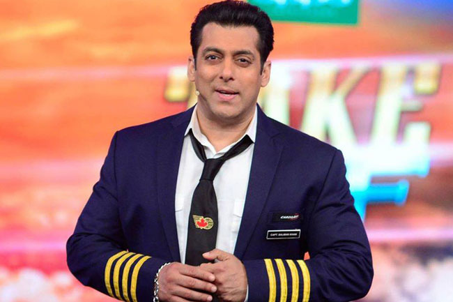 10 Bollywood stars who made it big as entrepreneurs