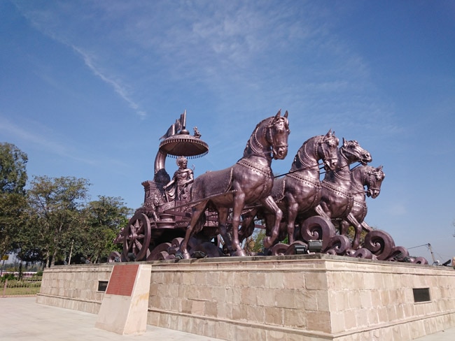 1 Goan = 2 Tamilians