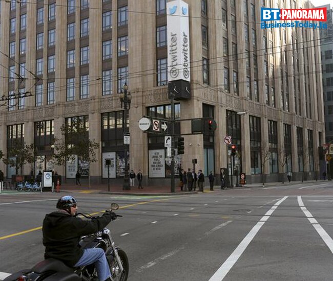 Twitter by the dozen: Microblogging site enters its first teen year