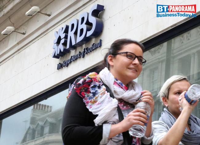 Banks that love men and money but hate the opposite sex