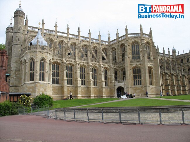 Royal wedding: Prince Harry & Meghans big day in numbers 