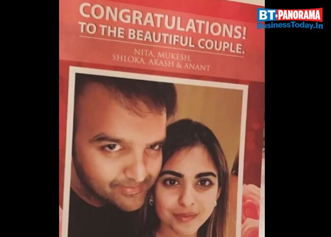 Isha Ambani-Anand Piramal ghordana: SRK, Aamir Khan attend bash