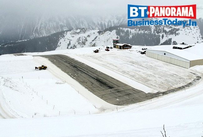 Here are the 9 most unusual airports of the world