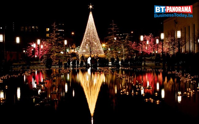 7 unusual Christmas traditions followed across the world