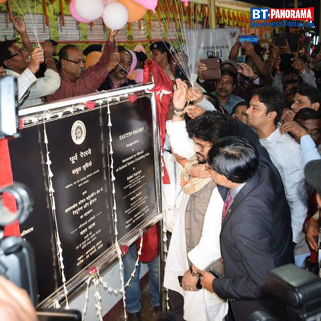 Indian Railways launches restaurant on wheels in Asansol